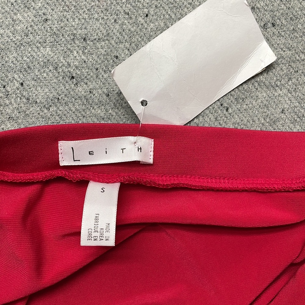 Leith Women’s Red Ruffle Ruched Pencil Skirt - Picture 7 of 8